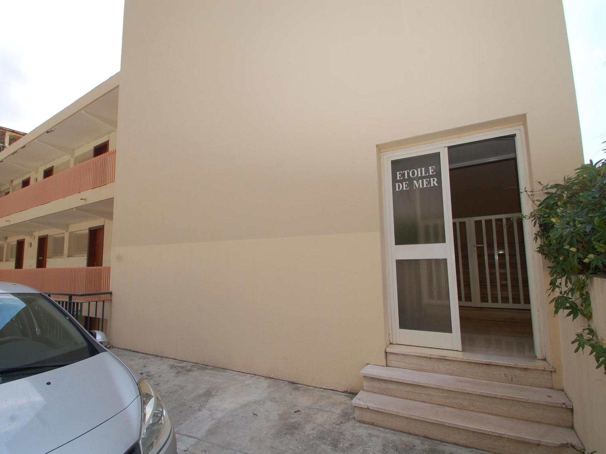 Spacieux Avec Terrasse Face A Menton, Proche Plages Et Centre-ville - Fr-1-196-327 Appartement Menton